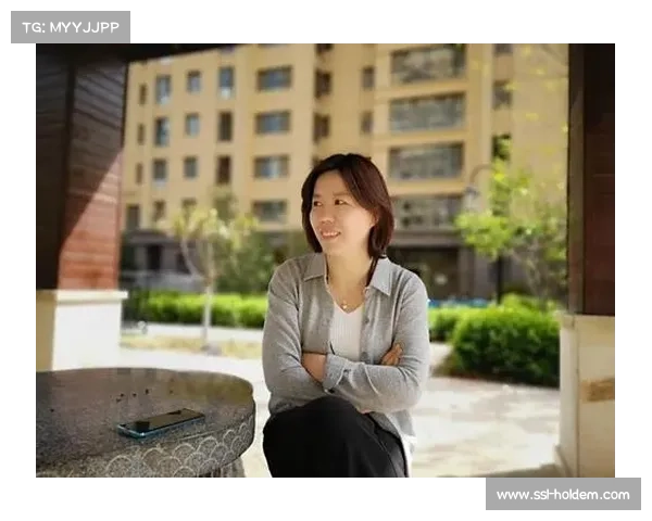 裁判张娟执法温网决赛，成首位执裁大满贯女单决赛的亚洲裁判